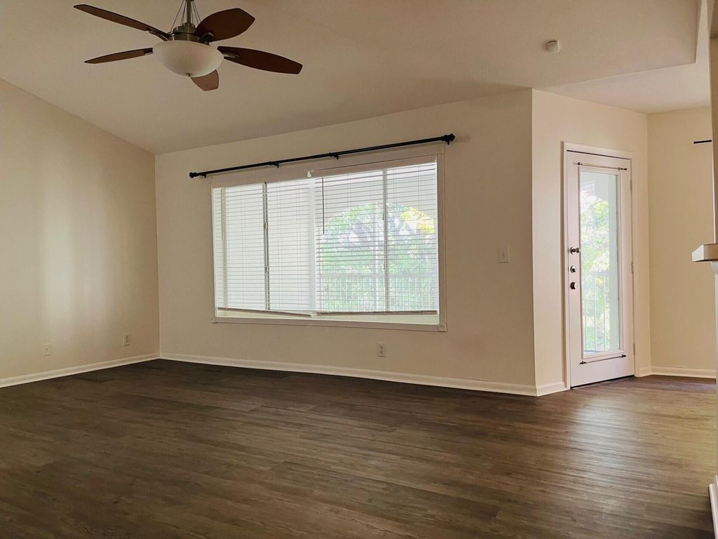 815 W Boynton Beach Boulevard 15-203, Boynton Beach, FL 33426