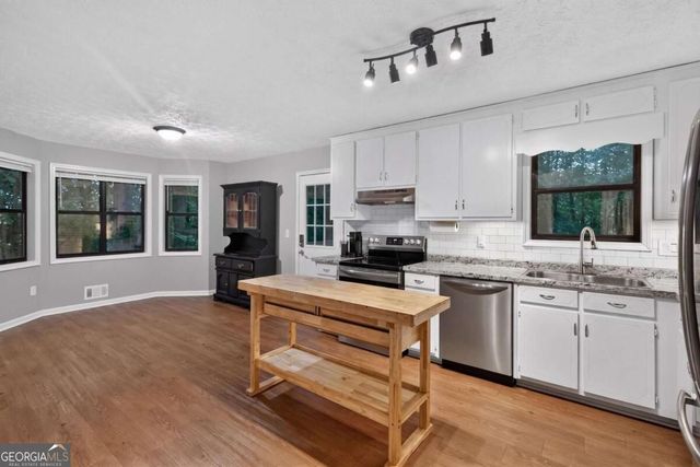 4325 Woodland Drive, Dallas, GA 30132