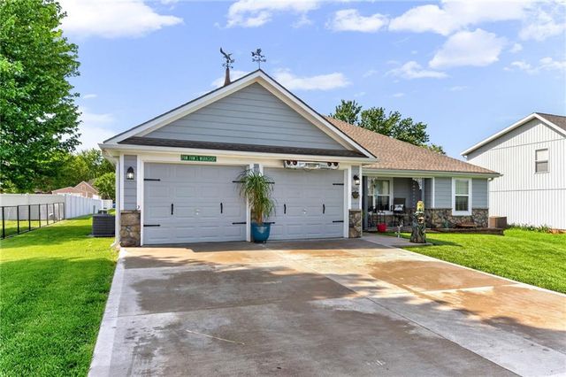 205 Ceremonial Drive, Buckner, MO 64016