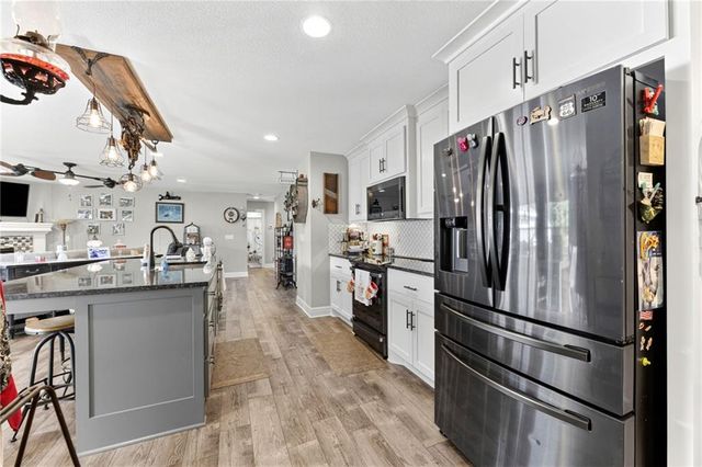 205 Ceremonial Drive, Buckner, MO 64016