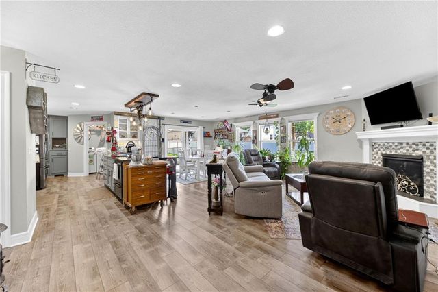 205 Ceremonial Drive, Buckner, MO 64016