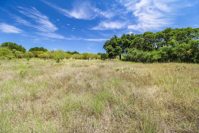 11670 FM 1174, Bertram, TX 78605