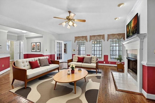 5 TRACE DR, Staunton, VA 24401