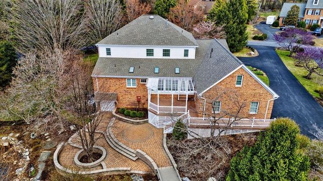 5 TRACE DR, Staunton, VA 24401