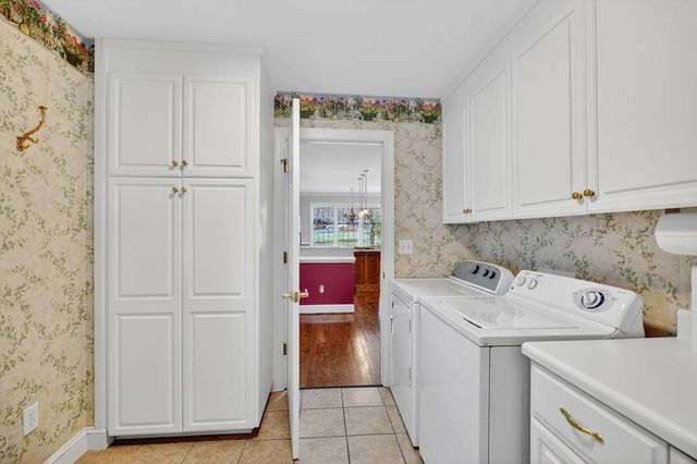 5 TRACE DR, Staunton, VA 24401