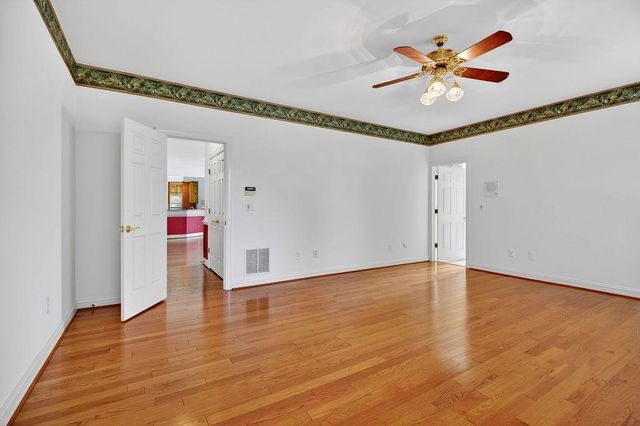 5 TRACE DR, Staunton, VA 24401