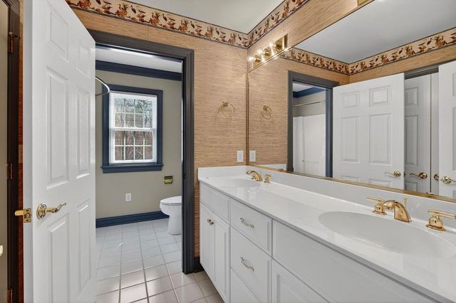 5 TRACE DR, Staunton, VA 24401