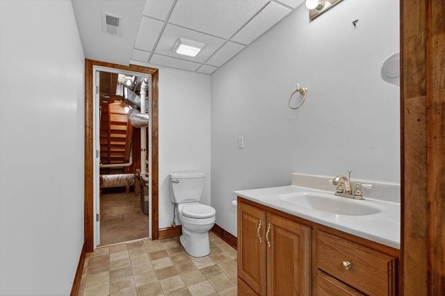 5 TRACE DR, Staunton, VA 24401