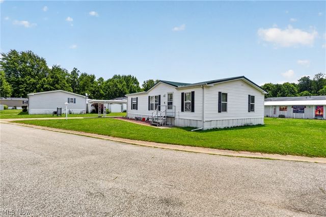 325 Britton Drive, Geneva, OH 44041