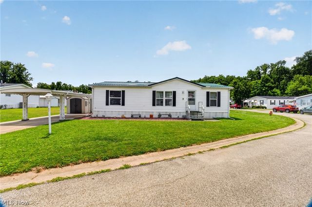325 Britton Drive, Geneva, OH 44041