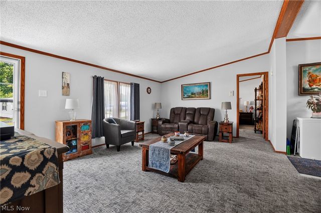 325 Britton Drive, Geneva, OH 44041