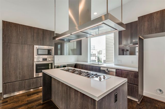 2345 Sperber Lane, Houston, TX 77003