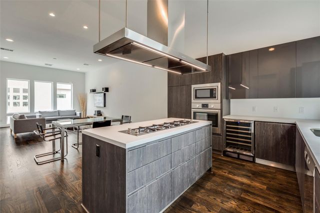 2345 Sperber Lane, Houston, TX 77003