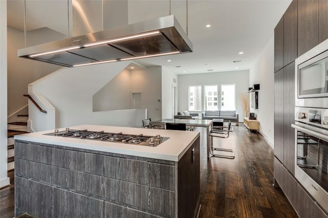 2345 Sperber Lane, Houston, TX 77003