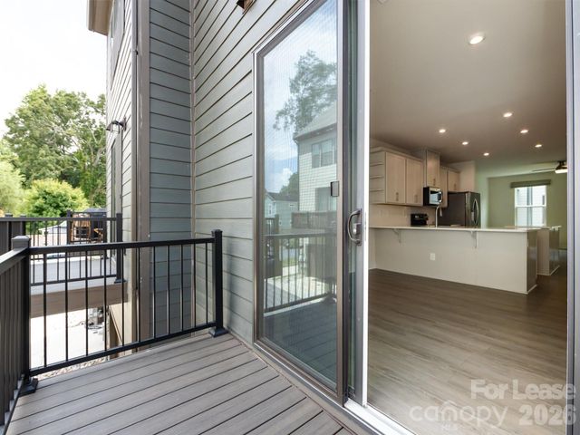 413 Spearfield Lane, Charlotte, NC 28205