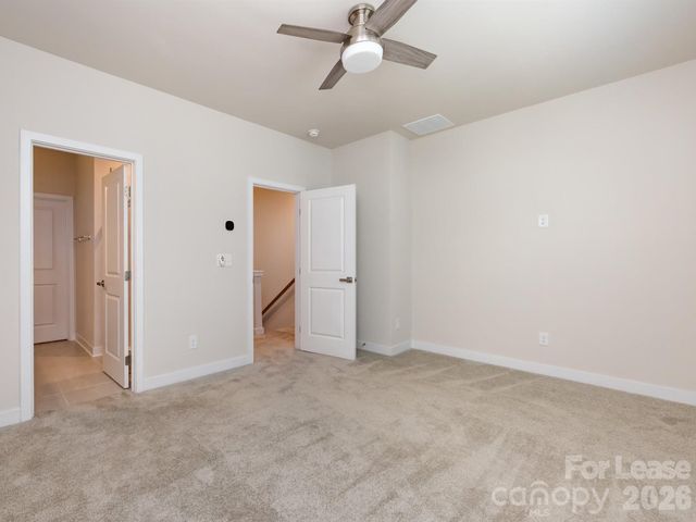 413 Spearfield Lane, Charlotte, NC 28205