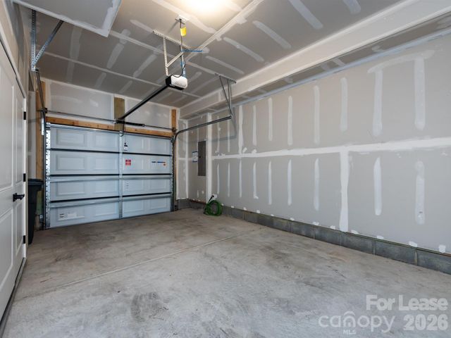 413 Spearfield Lane, Charlotte, NC 28205