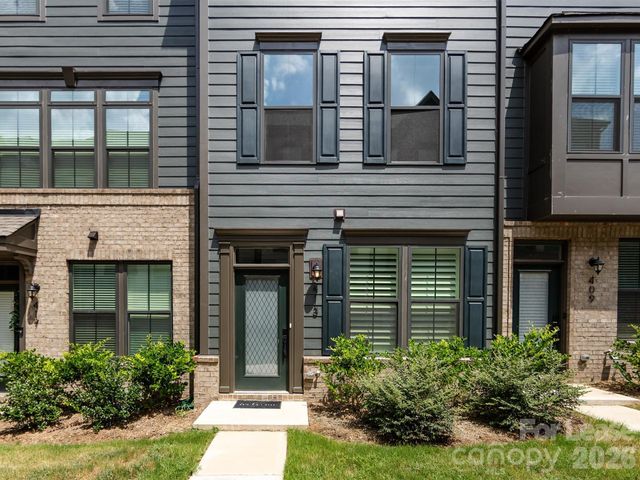 413 Spearfield Lane, Charlotte, NC 28205