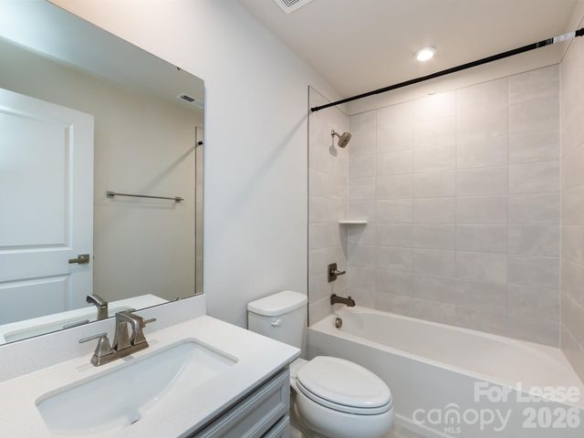 413 Spearfield Lane, Charlotte, NC 28205