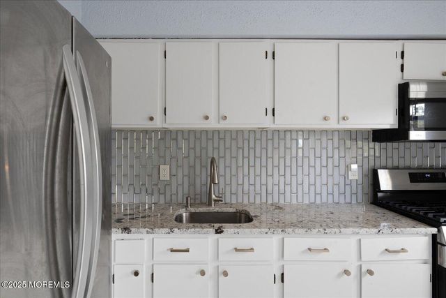 1016 Tammy Court, D, Brick, NJ 08724