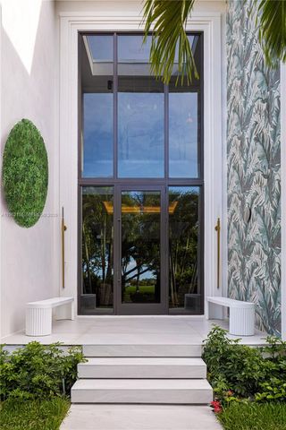2499 N Meridian Avenue, Miami Beach, FL 33140