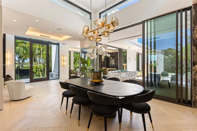 2499 N Meridian Avenue, Miami Beach, FL 33140