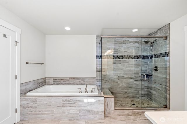13022 157th Street Street E, Puyallup, WA 98374