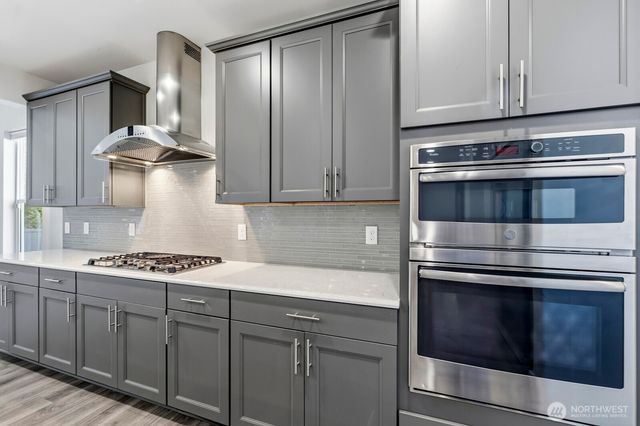 13022 157th Street Street E, Puyallup, WA 98374