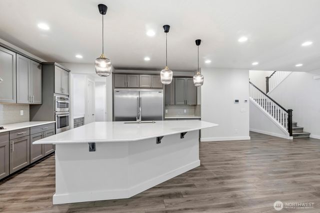13022 157th Street Street E, Puyallup, WA 98374