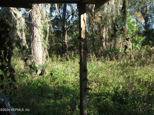 22431 NE COUNTY RD 200B, Lawtey, FL 32058