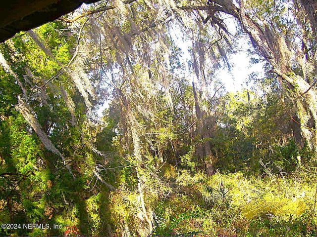 22431 NE COUNTY RD 200B, Lawtey, FL 32058