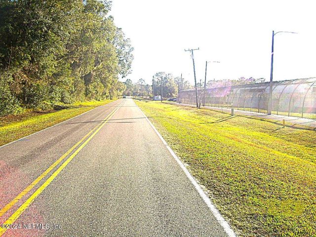 22431 NE COUNTY RD 200B, Lawtey, FL 32058