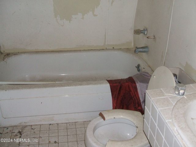 22431 NE COUNTY RD 200B, Lawtey, FL 32058