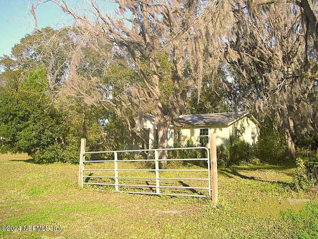 22431 NE COUNTY RD 200B, Lawtey, FL 32058