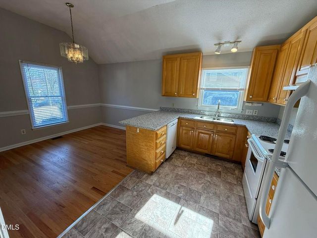 405 Avent Circle, Holly Springs, NC 27540