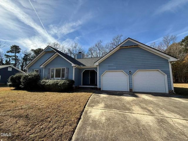 405 Avent Circle, Holly Springs, NC 27540