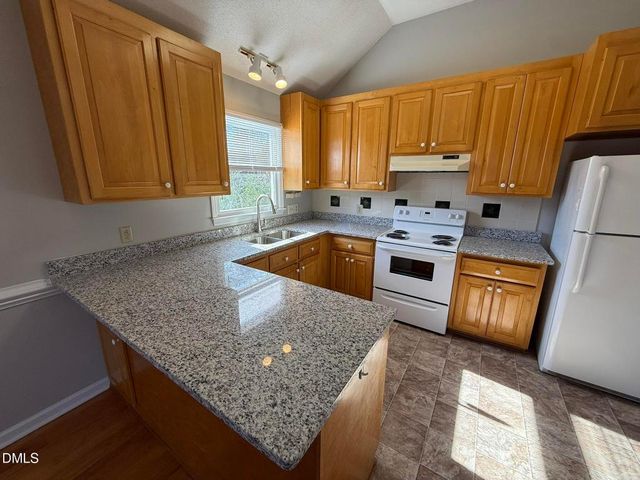 405 Avent Circle, Holly Springs, NC 27540