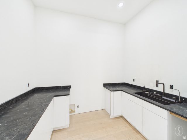 422 N CASTOR LN, Salt Lake City, UT 84103