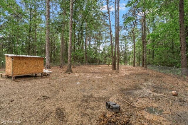 143 New Bethel Booker Road, Benton, LA 71006