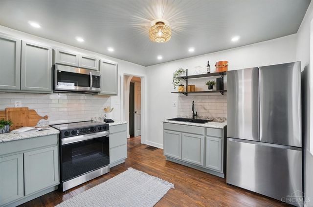 2222 Langdon Farm Road, Cincinnati, OH 45237