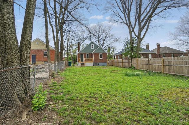 2222 Langdon Farm Road, Cincinnati, OH 45237