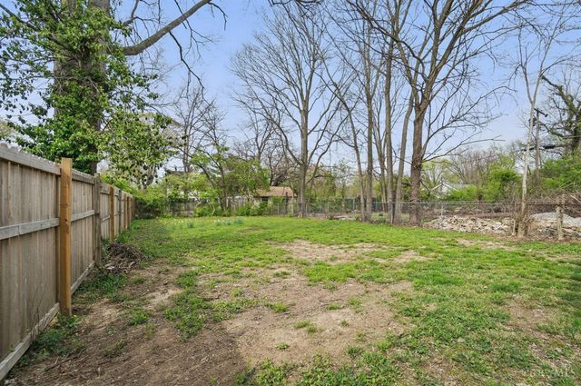 2222 Langdon Farm Road, Cincinnati, OH 45237