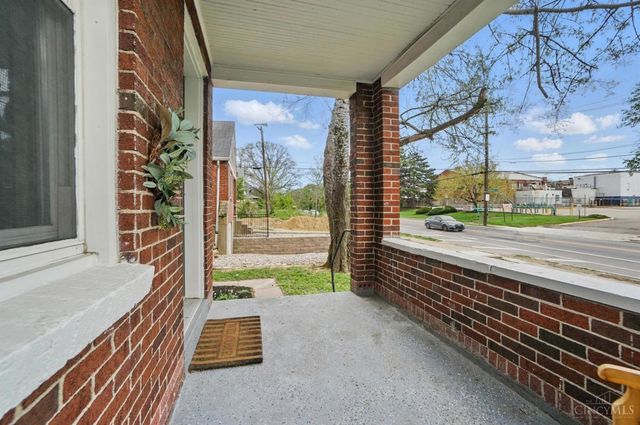 2222 Langdon Farm Road, Cincinnati, OH 45237