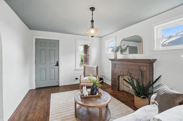 2222 Langdon Farm Road, Cincinnati, OH 45237