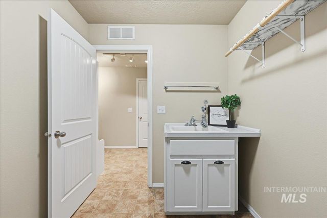 175 Trailblazer, Middleton, ID 83644