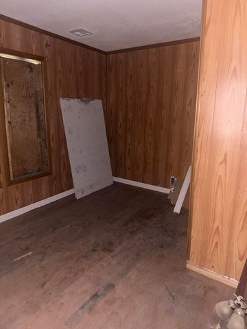 1916 Murphy Avenue, Joplin, MO 64804