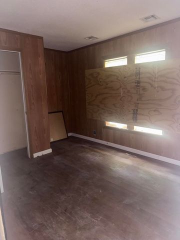 1916 Murphy Avenue, Joplin, MO 64804