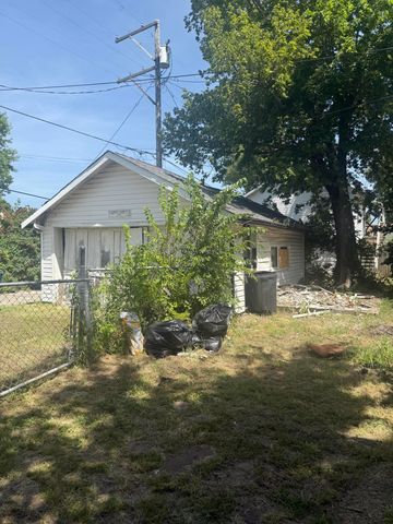1916 Murphy Avenue, Joplin, MO 64804