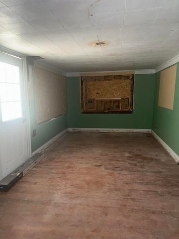 1916 Murphy Avenue, Joplin, MO 64804