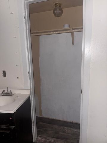 1916 Murphy Avenue, Joplin, MO 64804